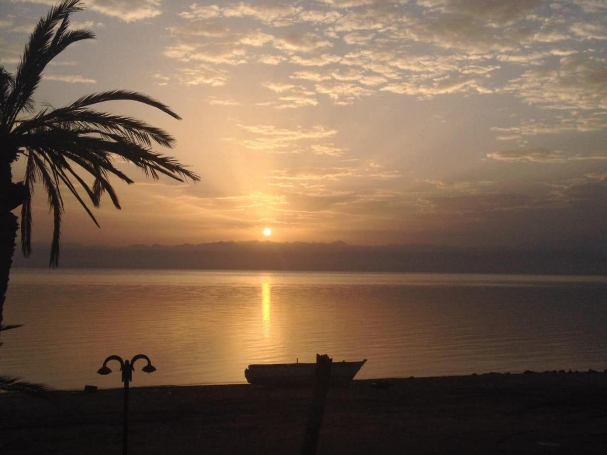 Sebaii Camp السباعى كامب شاطئ الترابين بجوار ويت بالس Hostel Nuweiba` Εξωτερικό φωτογραφία